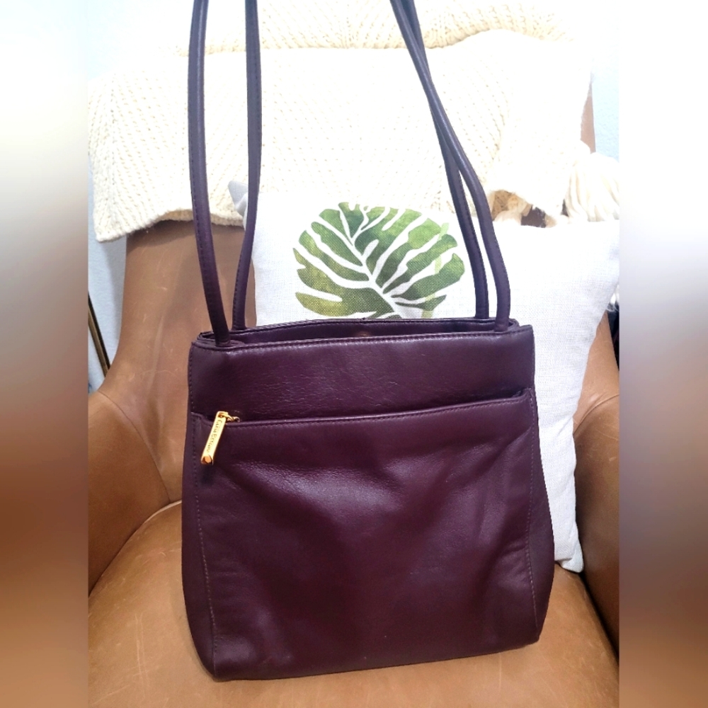 Elegant Purple Leather Shoulder Bag